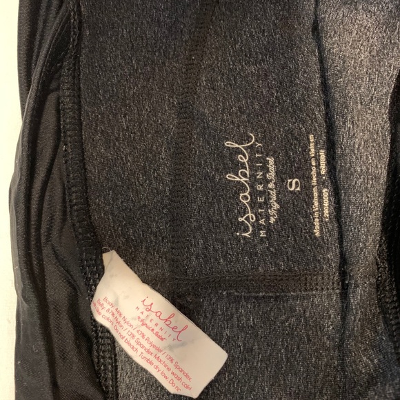 Maternity workout outfit size small - Picture 3 of 5